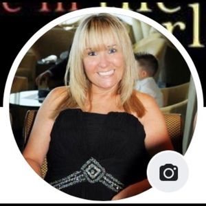 Meet your Posher, Alicia